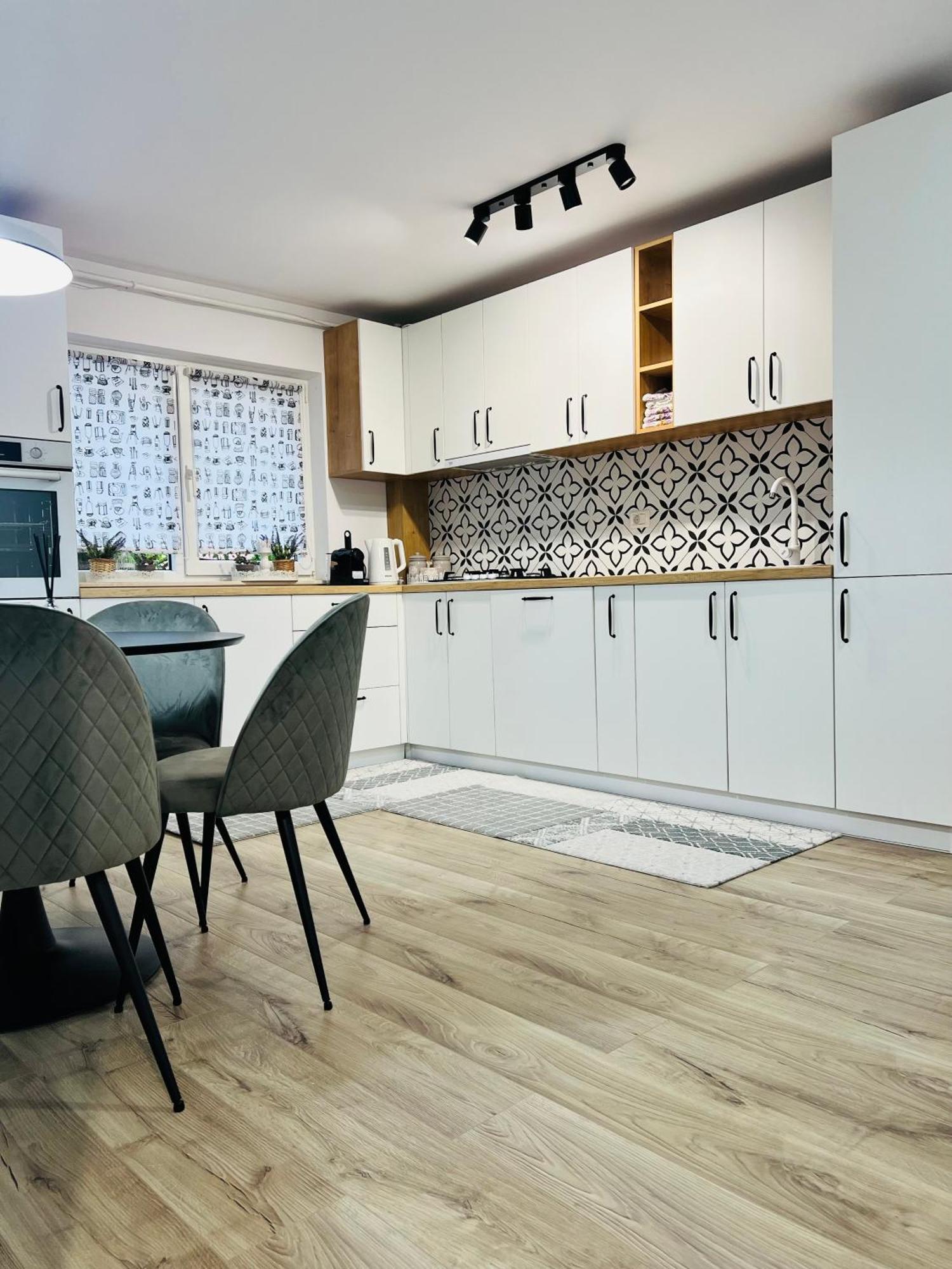 Apartament Orizont Suceava Buitenkant foto
